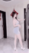 快手雪妹儿瑜伽裤超短裙黑丝袜热舞摇臀诱惑