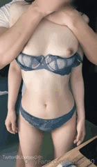 中日混血大学生小张与邻居的早餐邂逅故事