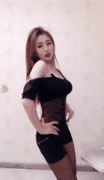 快手雪妹儿瑜伽裤短裙黑丝袜热舞_魅力摇臀扭胯秀_6