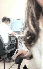 办公室小奶猫主播激情表演道具自慰秀_5