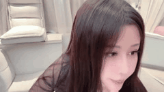 极品巨乳女神云小禾丝袜制服美腿裸舞_跳蛋大黑牛塞逼喷水自慰狂潮