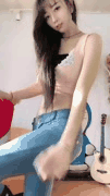 快手热舞_骨感美少女瑜伽裤与皮裤牛仔裤摇臀诱惑_3