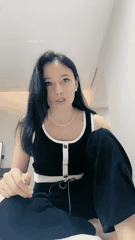 熟女主播展现道具自慰技巧负债下海的御姐生活