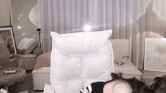 极品巨乳女神丝袜制服裸舞喷水_跳蛋大黑牛塞逼自慰高潮狂喷_1