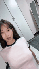 广州大学生小妲己高颜值学妹长腿黑丝诱惑大揭秘