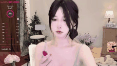 Stripchat火辣主播喷水狂潮高潮秀湿透诱惑让你血脉喷张欲火焚身