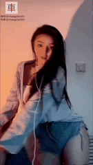 激情换装与舞蹈表演的红女平台野性熟女魅力_10