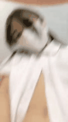 顶级女神小妲己挑战极限啤酒瓶插穴展现惊人颜值与勇气_2
