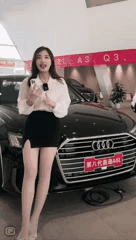 直播卖车现场美女主播闪现各种车型推荐_27