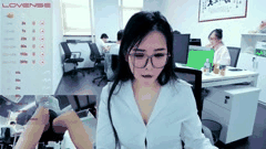 办公室跳蛋狂欢_双视角道具自慰_主播玩转隐秘刺激高潮