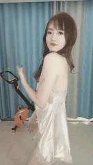 小君带你领略每一次心跳的性感热舞魅力