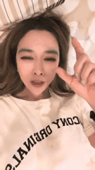 蜜桃臀魅惑老外的密码房间探秘_2