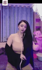 激情换装与舞蹈表演的红女平台野性熟女魅力