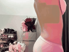 快手甜美妹崽崽私拍福利爆棚_自慰喷尿狂野啪啪_诱人身姿让你欲罢不能