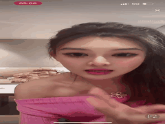 抖音极品美女唐晴擦边直播全录屏_撩人表情包让你心痒难耐欲罢不能