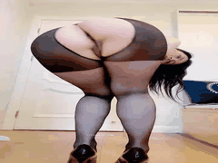 瑞瑞极品美乳肥美身材大秀狂欢_半糖超人气主播福利合集潮吹群交诱惑爆棚