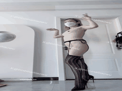 冰冰福利姬极品长腿美女裸舞视频合集20部