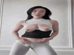 六金推特高价定制_揉奶抖臀裸舞_骑乘假屌自慰激情合集2