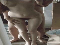 淫淇淇长腿蜂腰蜜桃臀诱惑足交_情趣啪啪各种玩法