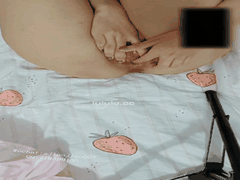 甜美女大学生沈娇娇为凑学费下海_美乳嫩穴诱惑十足