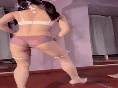 B站网红_立盐盐定制骚舞表演_风采依旧诱惑满分