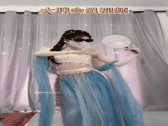 舞蹈专业大学生大胖惊艳一字马_反差魅力爆棚