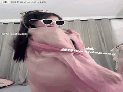 舞蹈专业大胖一字马逆天操作_反差大学生太撩人