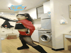 半糖镜宝动感裸舞秀_专业舞者奔放狂野热辣表演