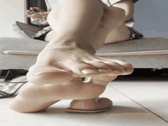 孙圆圆丝袜高跟诱惑_专属恋足定制视频