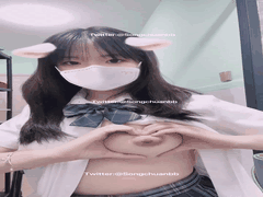 清纯学姐汌汌的反差诱惑_粉嫩肌肤与水嫩一线天白虎魅力