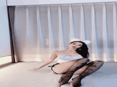 快手百万粉丝饭饭绝版内衣骚舞！摸B高能诱惑重磅流出，东方大美人史上最大尺度_6