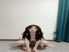 loicu陪玩女神：极品清纯颜值，一对一定制裸聊福利