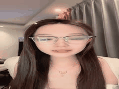 国产萝莉主播叭嗦无水印直播精华Part1