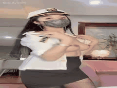 抖音极品主播菲菲陛下紧身制服包臀裙性感舞蹈 大奶呼之欲出自慰高潮