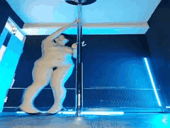 台湾网红小飘飘高跟诱惑私密视频