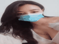 主播小妲己甜甜轰炸：奶牛骚妇露奶夹胸，舌舔假阳具黑逼掰穴自慰