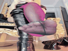 玥樾的贡金诱惑：害怕却忍不住心动