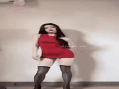 33万粉抖音女神小邹很哇塞黑丝丁裤热舞诱惑，大长腿福利超撩人！