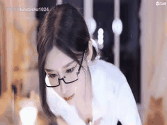 小恩雅网易CC ASMR大尺度合集：乳贴湿身骚舞露点自慰