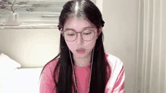 st站水灵软妹直播裸舞自慰秀清纯明星脸蛋白嫩酮体挑逗爆棚像初恋白月光亲自下海诱惑你