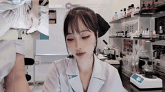 大学生实验室双视角直播_上身实验下身自慰_刺激新鲜玩法看不停