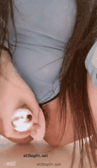 快手主播展示可笑单纯的巨乳骚货掰穴自慰表演_4