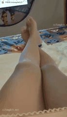 范姐丝袜高跟美腿艳舞特写抖奶与道具自慰精彩瞬间_6