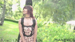 越南美女JasmineJ与KylieNG高清道具自慰精彩合集_2