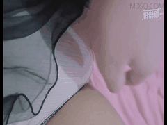 一米七巨乳大学生琪琪大尺度自慰福利合集_2