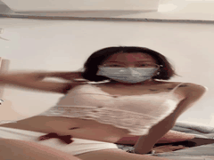 舞蹈系眼镜妹大尺度自慰_土豪重金定制一字马裸拍流出