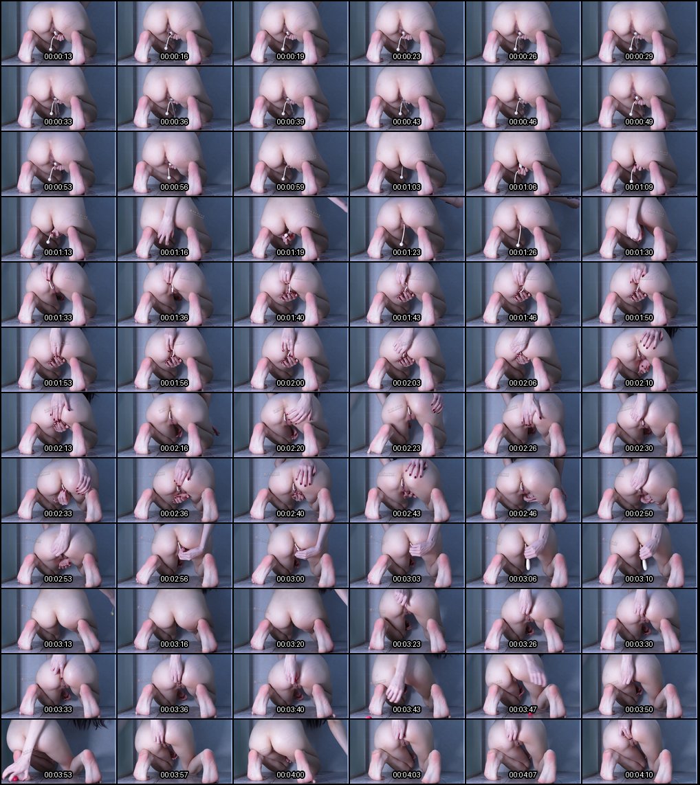 小桃呢白虎贫乳福利姬丝袜自慰诱惑视频