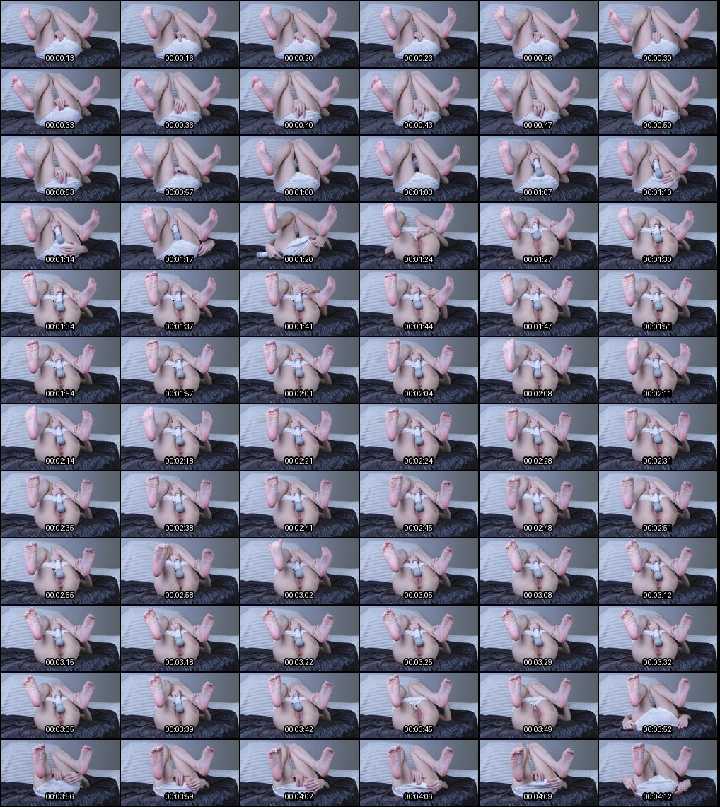 小桃呢白虎贫乳福利姬丝袜自慰诱惑