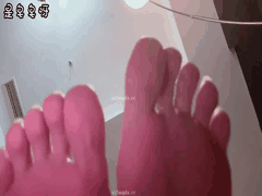 是皂皂呀_福利姬自慰潮吹狂欢_足交手交榨精高潮迭起