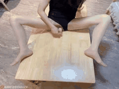 丝袜大学生自慰秀_金主包养妹子淫荡表演_各种姿势猛捅骚穴求道具高潮